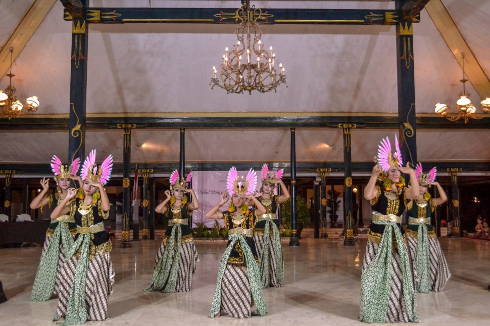 Tari Nawung Sekar di Royal Ambarrukmo - Krida Beksa Wirama 25 Juni 2019. (Royal Ambarrukmo Yogyakarta)