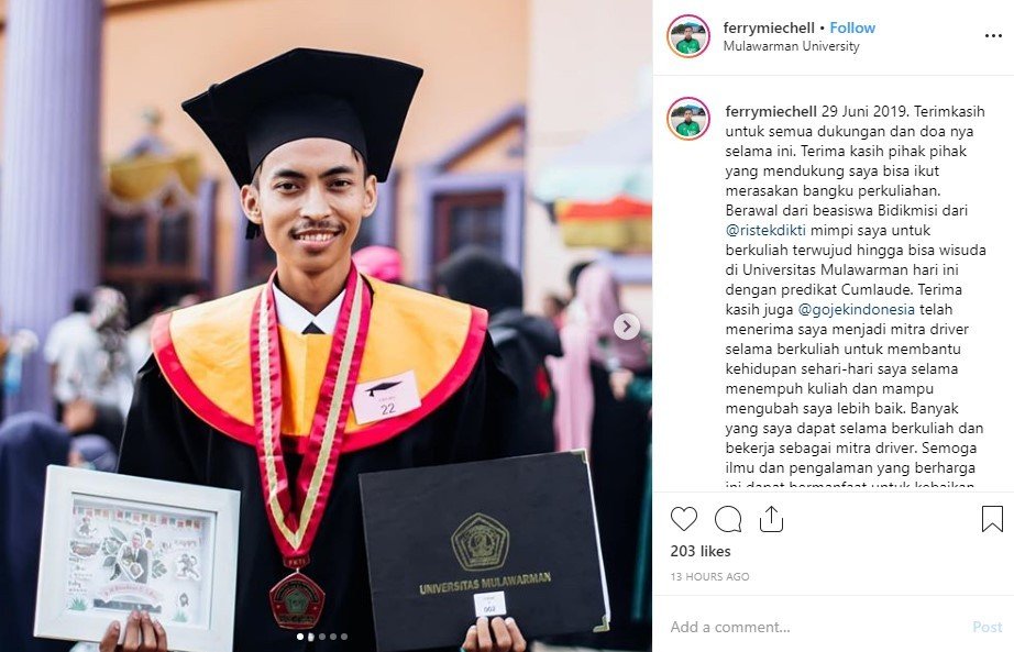 Ferry Miechel Lubis, Mahasiswa Nyambi Jadi Ojol Lulus dengan Predikat Cumlaude. (Instagram/ferrymiechell)