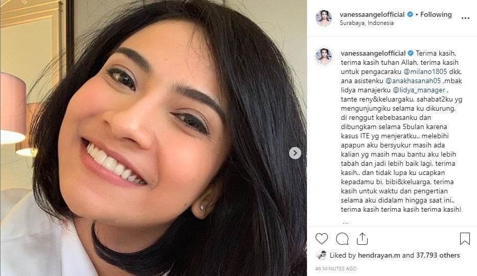 Vanessa Angel semringah seraya mengucapkan terima kasih ke pihak yang mendampinginya selama menjalani kasus dugaan prostitusi. [instagram/vanessaangelofficial]