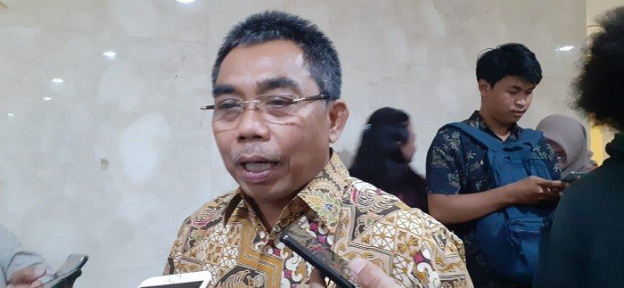 Ketua Fraksi PDI Perjuangan DPRD DKI Gembong Warsono. (Suara.com/Tio).