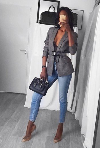 Belt blazer. (Instagram/@stylesbyassitan)