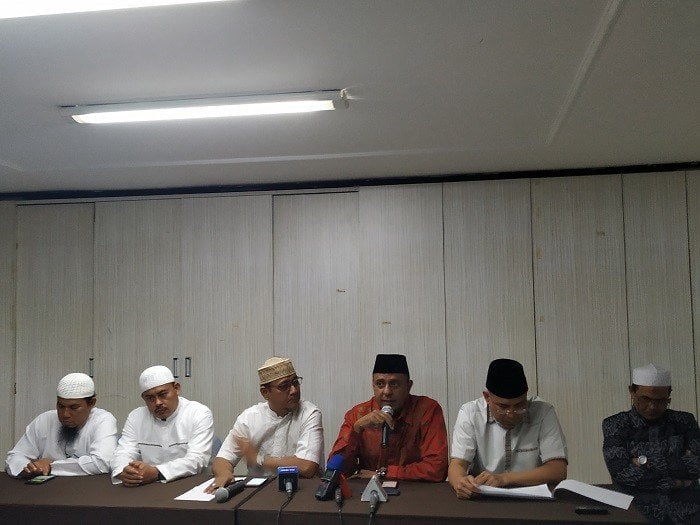 GNPF Ulama saat jumpa pers di Hotel Alia Cikini, Menteng, Jakarta Pusat, Senin (15/7/2019). [Suara.com/Muhamad Yasir]