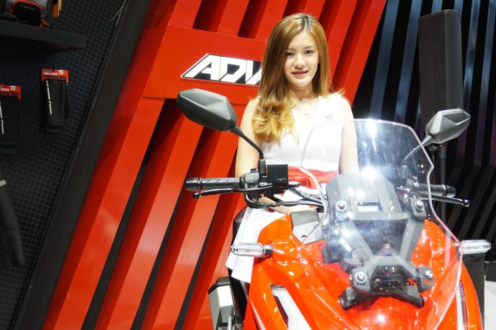 Honda ADV 150 diluncurkan dalam pameran GIIAS 2019 di ICE, Tangerang, Banten, Kamis (18/7/2019). [Suara.com/Manuel Jeghesta Nainggolan]