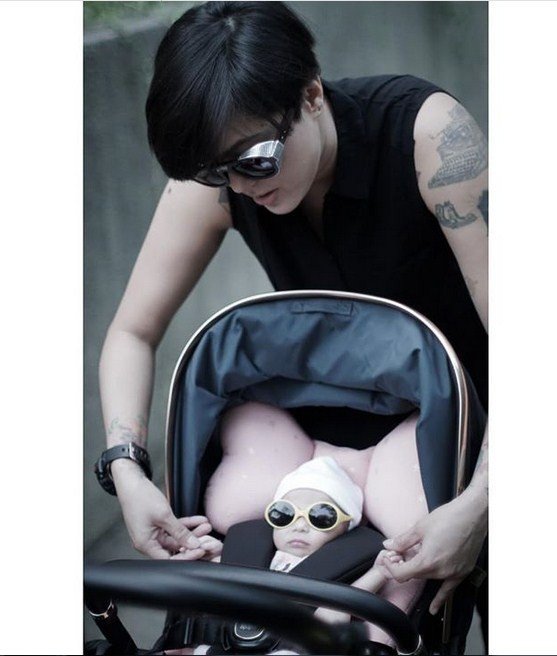 Poppy Sovia dan Putrinya, Lalika. [Instagram]