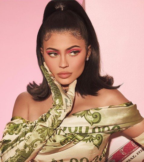 Koleksi ulang tahun Kylie Cosmetics. (Instagram/@kyliejenner)