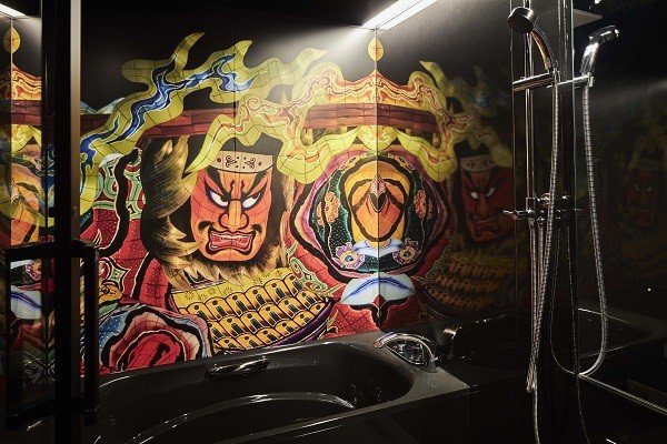 Hoshino Resorts Aomoriya Nebuta Room Bathroom. (Hoshino Resorts)