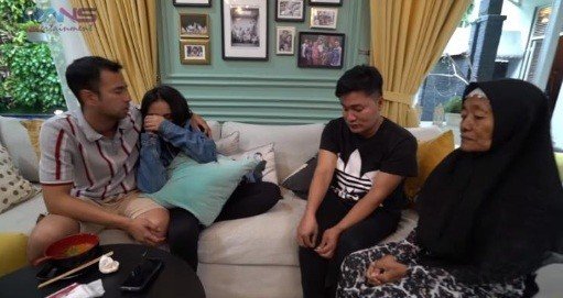 Merry pamit kepada Raffi Ahmad dan Nagita Slavina [YouTube/Rans Entertainment]