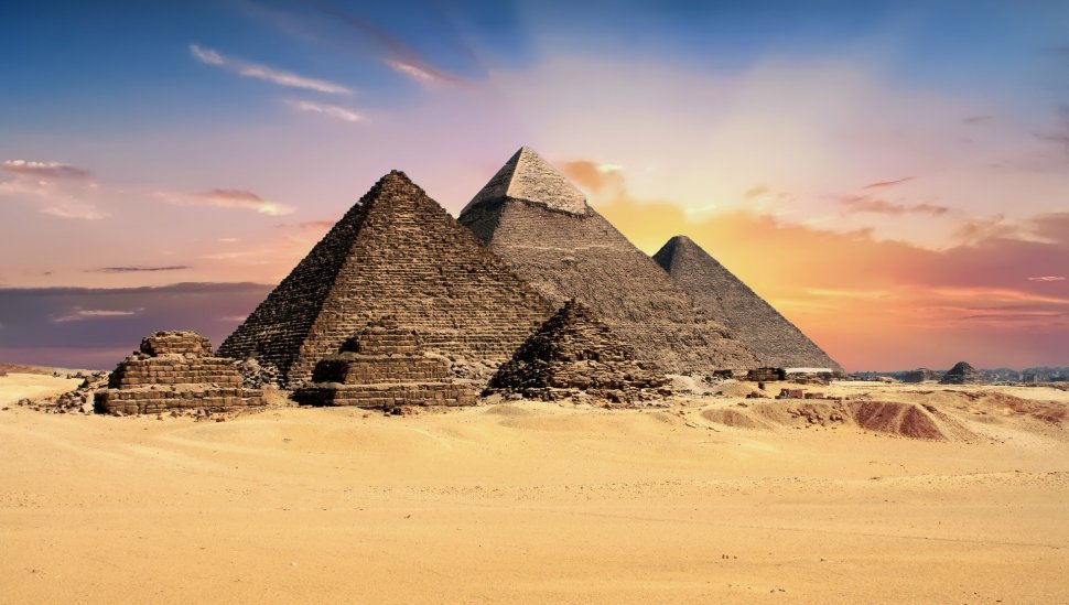 Piramid Giza. [Pixabay/Pete Linforth]