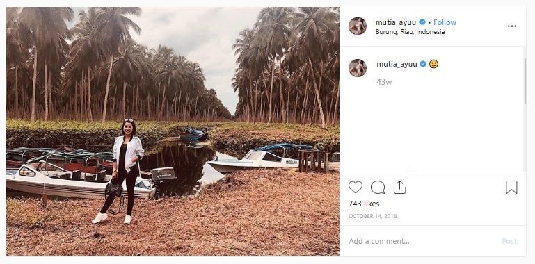 Gaya Liburan Mutia Ayu, Perempuan yang Dikabarkan Dekat dengan Glenn Fredly (instagram.com/mutia_ayuu)