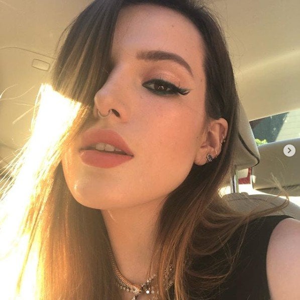 Momen liburan Bella Thorne. (instagram.com/bellathorne)