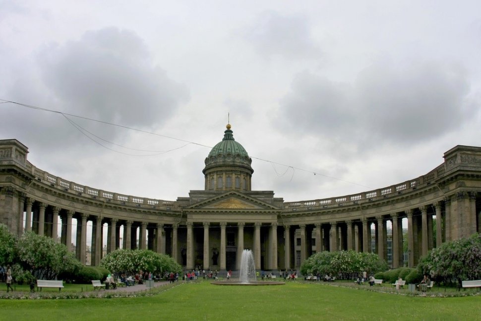 6 Katedral Terindah di Rusia (visit-petersburg.ru)