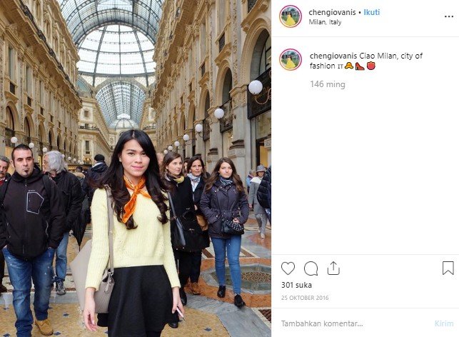 Potret liburan Chen Giovani, sosok yang diduga calon menantu Hotman Paris. (Instagram/@chengiovanis)