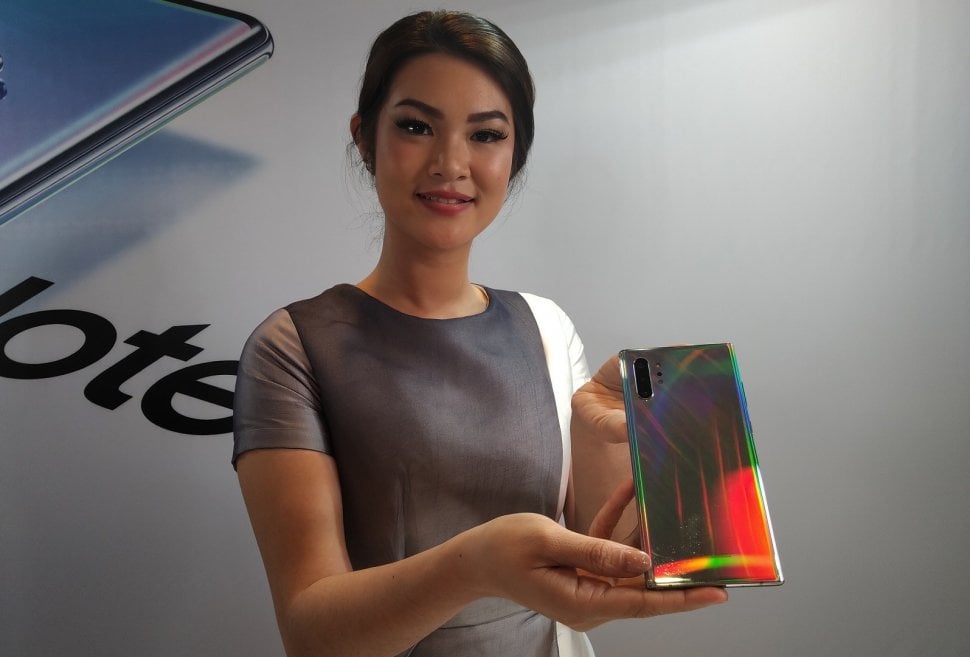 Samsung Galaxy Note 10 dan Galaxy Note 10 Plus diluncurkan di Jakarta, Rabu (21/8/2019). [Suara.com/Tivan Rahmat]