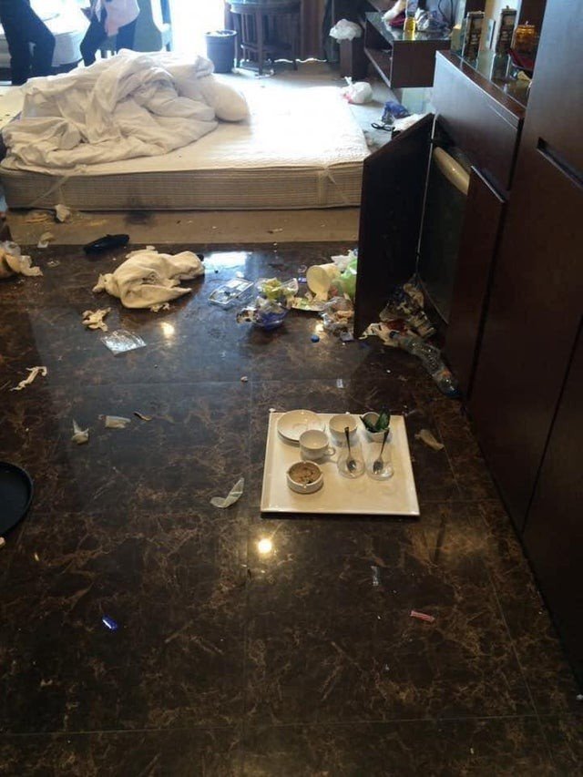 Ulah menjijikkan tamu hotel (reddit.com)