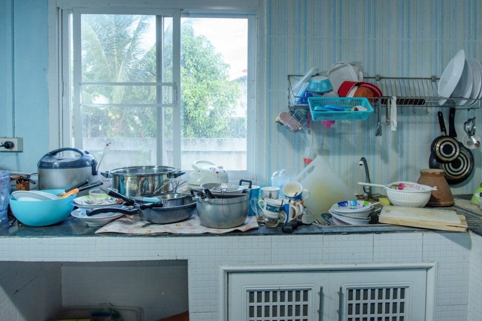 Dapur berantakan bisa bikin malas masak. (Shutterstock)