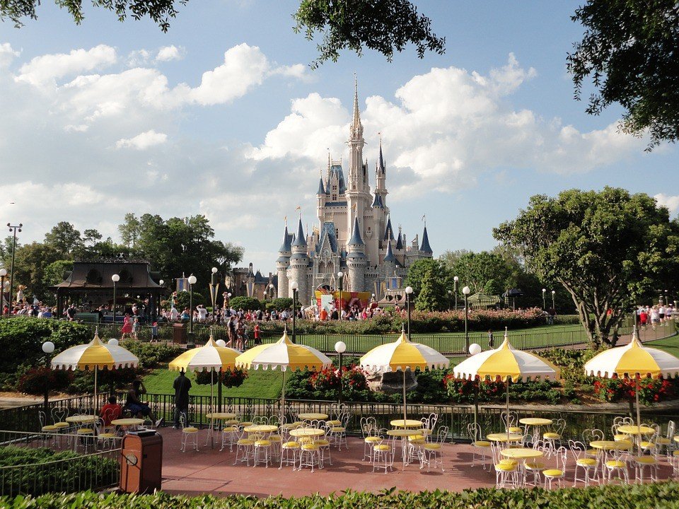 Ilustrasi Walt Disney World di Orlando. (Pixabay/rgrivas)