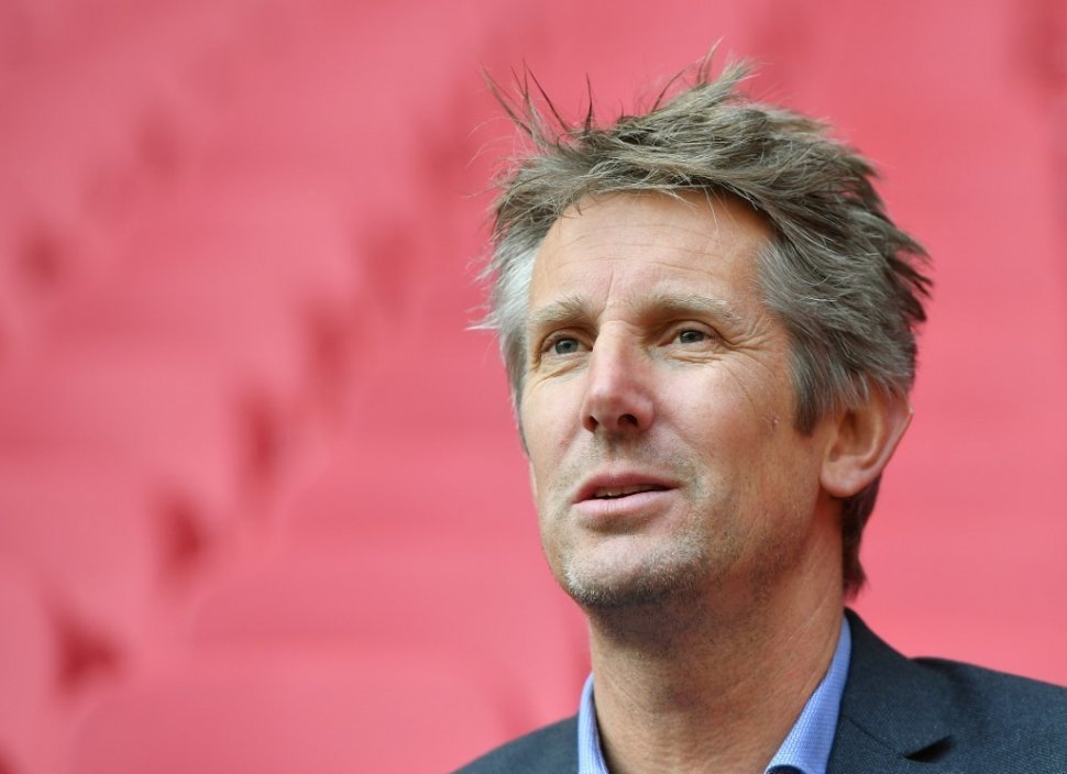 Mantan kiper Manchester United, Edwin van der Sar. [EMMANUEL DUNAND / AFP]