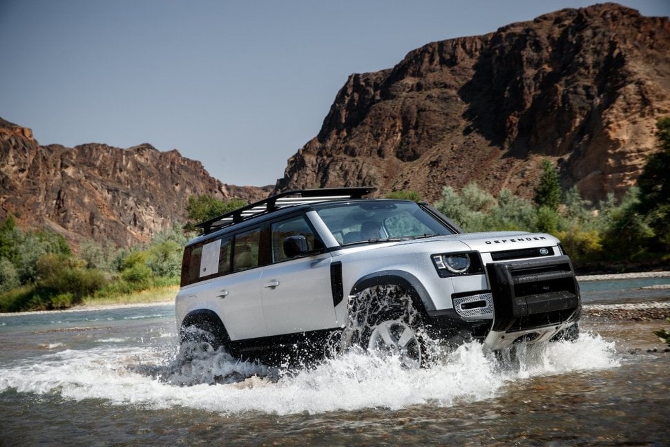 Land Rover Defender 2020. (Carscoops)