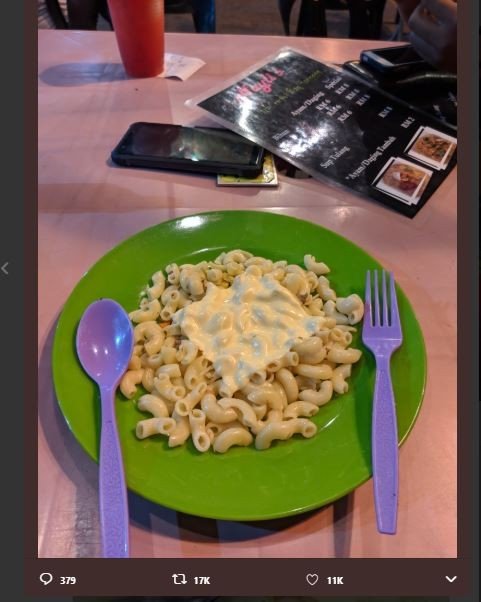 Penampilan mac and cheese seharga 16 ribu (twitter.com/Siakap_Keli)