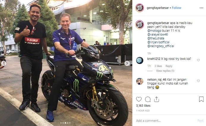 Yamaha MX King dimodifikasi menyerupai motor balap Valentino Rossi. (Visordown.com)