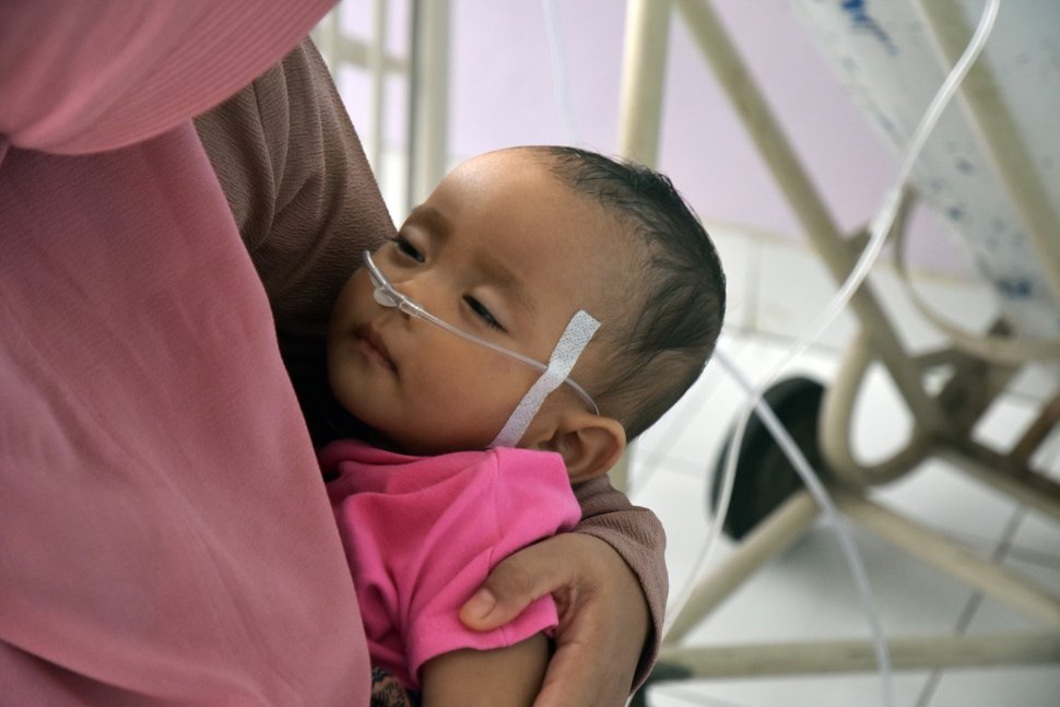 Gambar Anak Diare  Bayi  Korban Kabut Asap Dirawat di RSUD Petala Bumi Pekanbaru