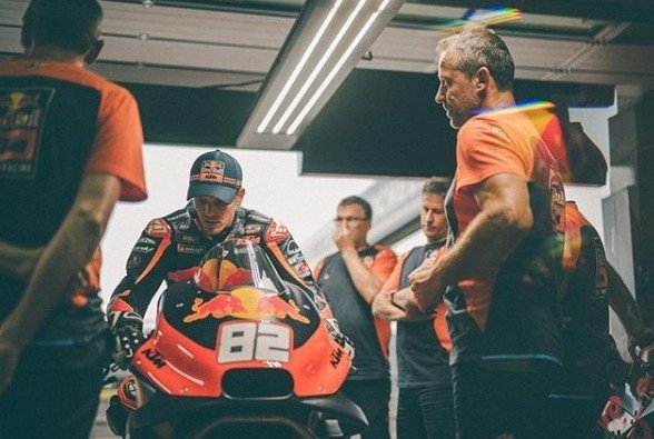 Mika Kallio, test rider KTM pengganti Johann Zarco. (Instagram/@mikakallioofficial)