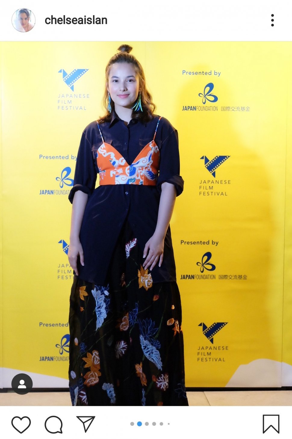 Inspirasi batik Chelsea Islan. (Instagram.Chelsea Islan)