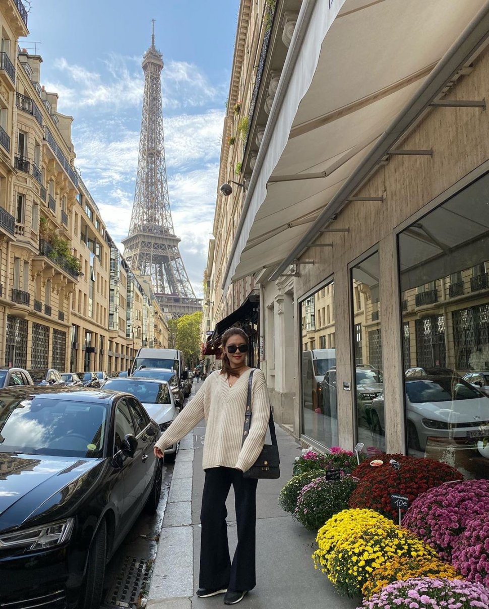 Sooyoung SNSD di Paris, Perancis