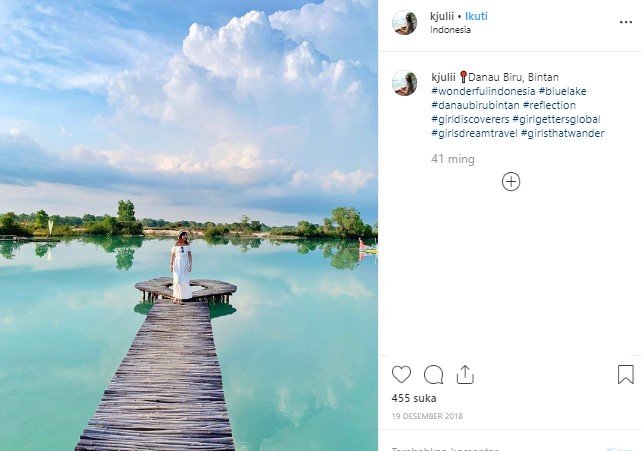 Danau Biru Bintan di Kepulauan Riau. (Instagram/@kjulii)