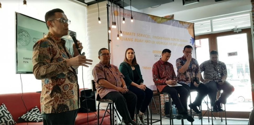 CEO sekaligus Direktur klinik bayi tabung pertama di Indonesia Morula IVF Indonesia, dr. Ivan Sini, SpOG. (Suara.com/Dini Afriani Efendi) 