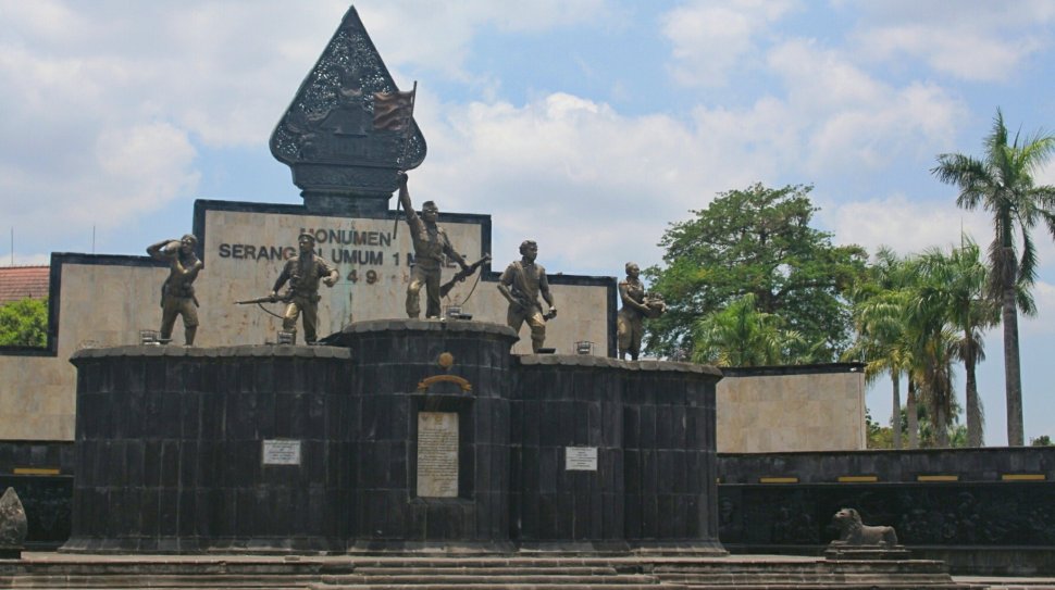 Monumen Serangan Umum 1 Maret 1949 Titik Nol Kilometer Yogyakarta - (SUARA/Eleonora PEW)