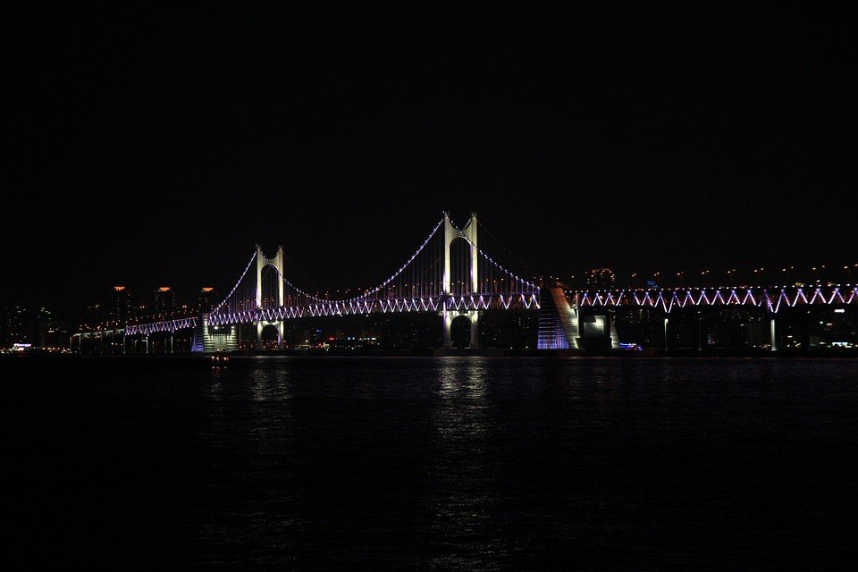 Jembatan Gwangan. (Pixabay/manseok)