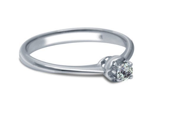 Blazing Star Solitaire Ring. (Karatvan)