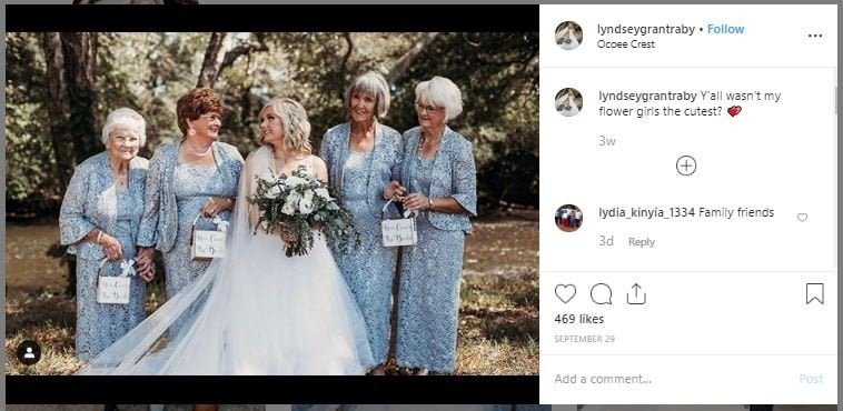 Empat nenek sebagai flower girl. (Instagram/@lyndseygrantraby)