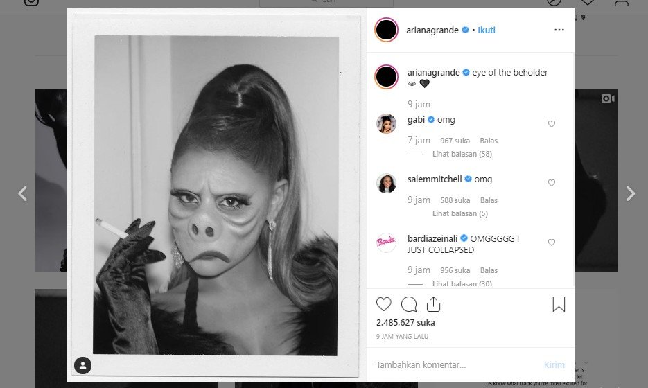 Makeup Halloween ala Ariana Grande. (Instagram/@arianagrande)