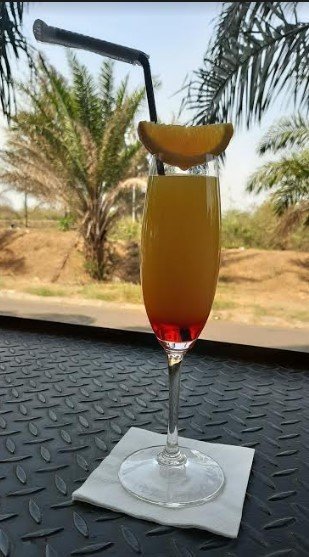 Tequila Sunrise di Lyv Kitchen and Bar. (Suara.com/Dini Afrianti Efendi)