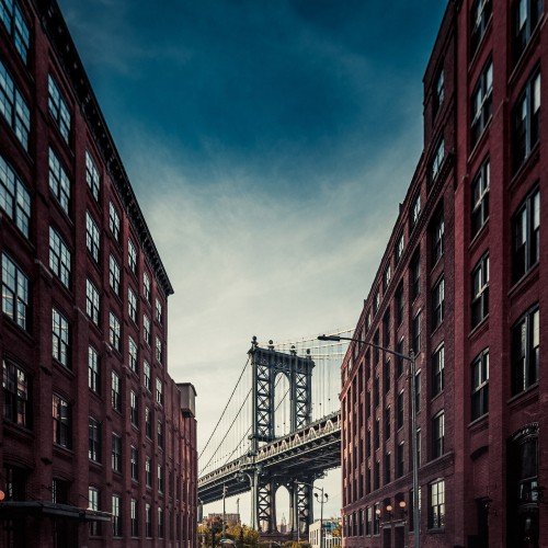 Down Under the Manhattan Bridge Overpass atau DUMBO di New York. (Shutterstock)