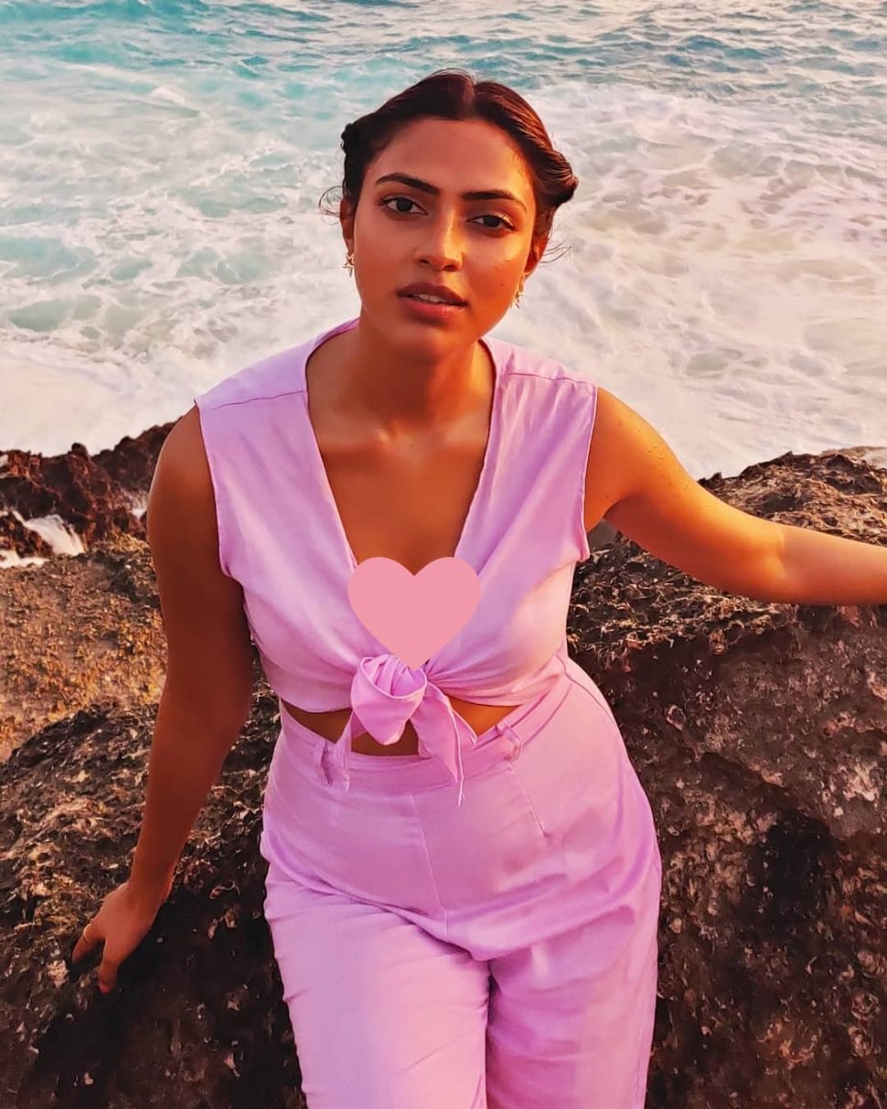 Gaya Liburan Aktris Bollywood Amala Paul (instagram.com/amalapaul)