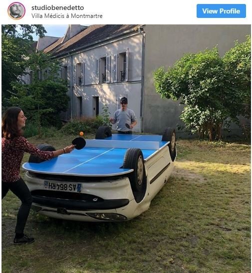 Mobil diubah jadi benda tak terduga [ Instagram/bufalinobenedetto]