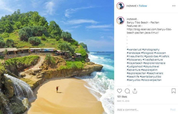 Pantai Banyu Tibo di Pacitan. (Instagram/@rrchmnt)