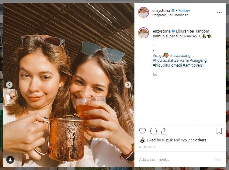 Gaya Liburan Enzy Storia dan Yuki Kato (instagram.com/enzystoria)