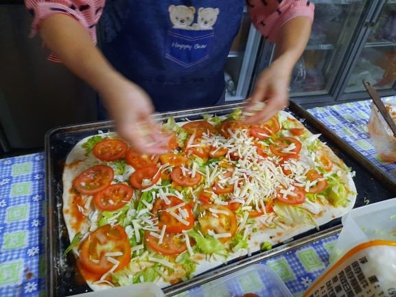 Pizza vegetarian di Taiwan. (Suara.com/Risna Halidi)