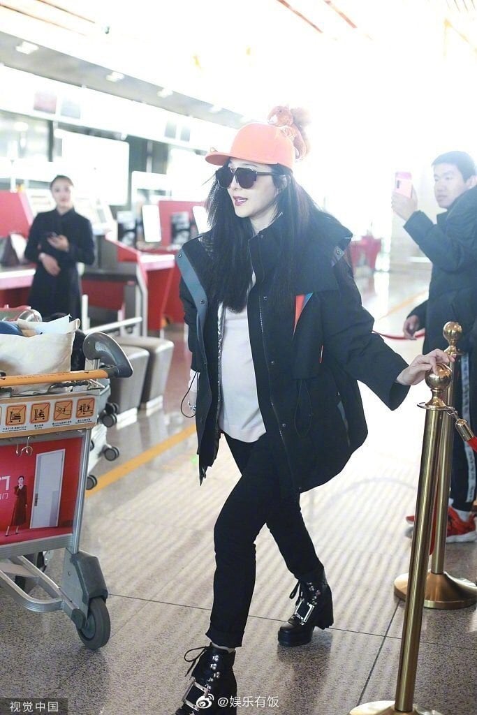 Fan Bing Bing perut buncit dikira hamil. (Twitter/@dramapotatoe)