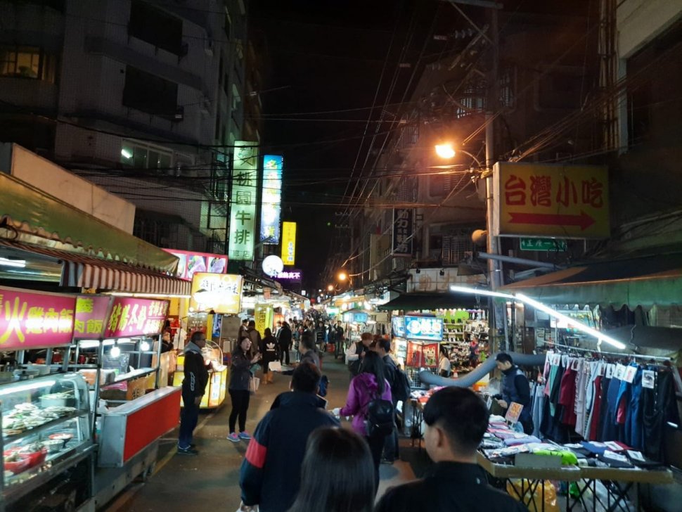 Taoyuan Night Market, Tempat Belanja Asyik di Taiwan. (Suara.com/Risna Halidi)