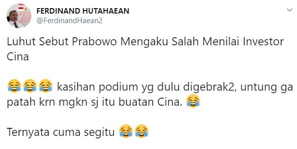 Ferdinand sindir Menhan Prabowo soal podium yang digebrak-gebrak (Twitter/ferdinandhaean2)