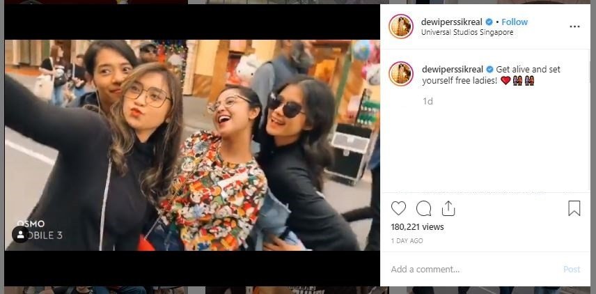 Gaya Liburan Dewi Perssik dan Keluarga di Singapura (instagram.com/dewiperssikreal)