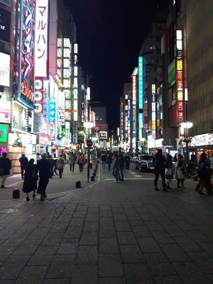 Gemerlap Shinjuku, Tokyo. (Suara.com/Vania)