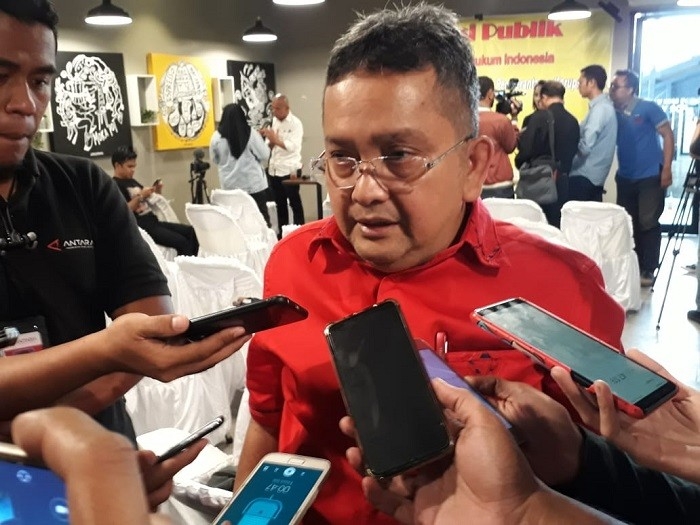 Anggota Komisi III DPR RI, Trimedya Pandjaitan. (Suara.com/Welly H).