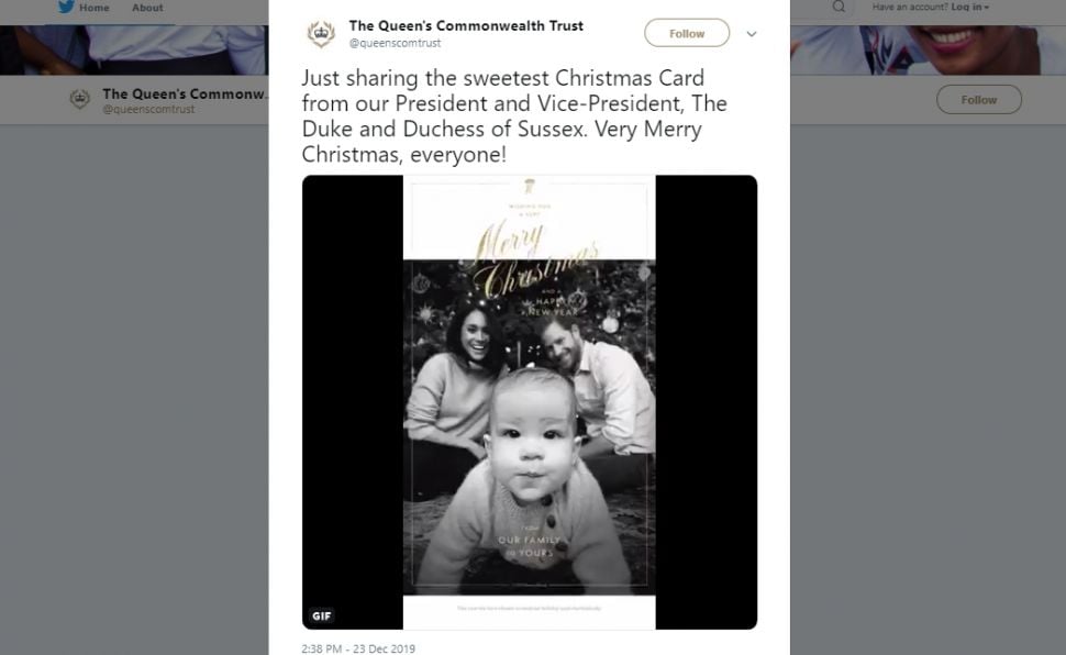 Potret bayi Archie di kartu ucapan Natal. (Twitter/@queenscomtrust)