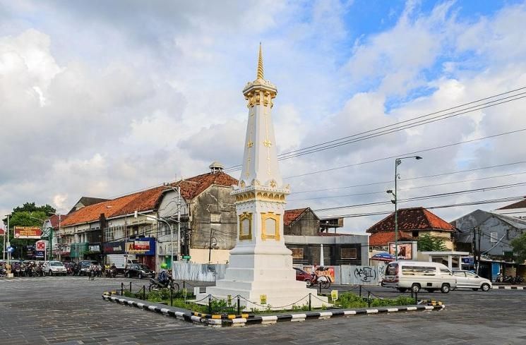 Tugu Pal Putih. (Wikimedia Commons)